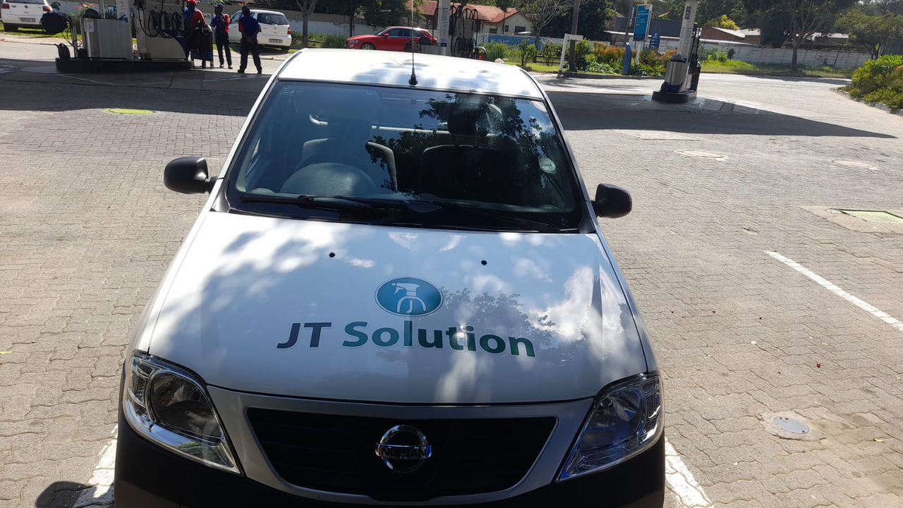 JT Solution Nissan vehicle